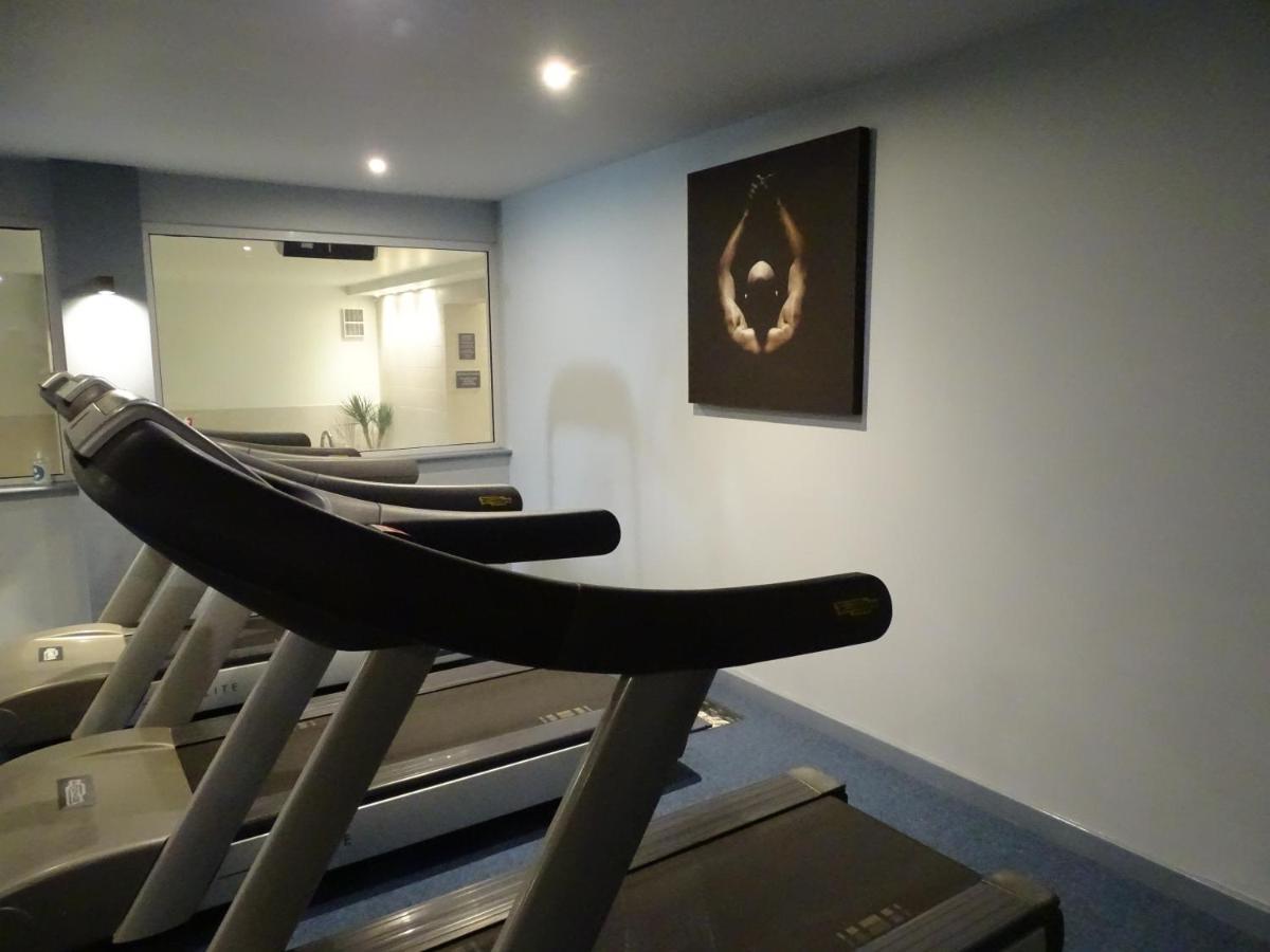 The Beeches Hotel & Leisure Club เวสต์บริดจ์ฟอร์ด ภายนอก รูปภาพ